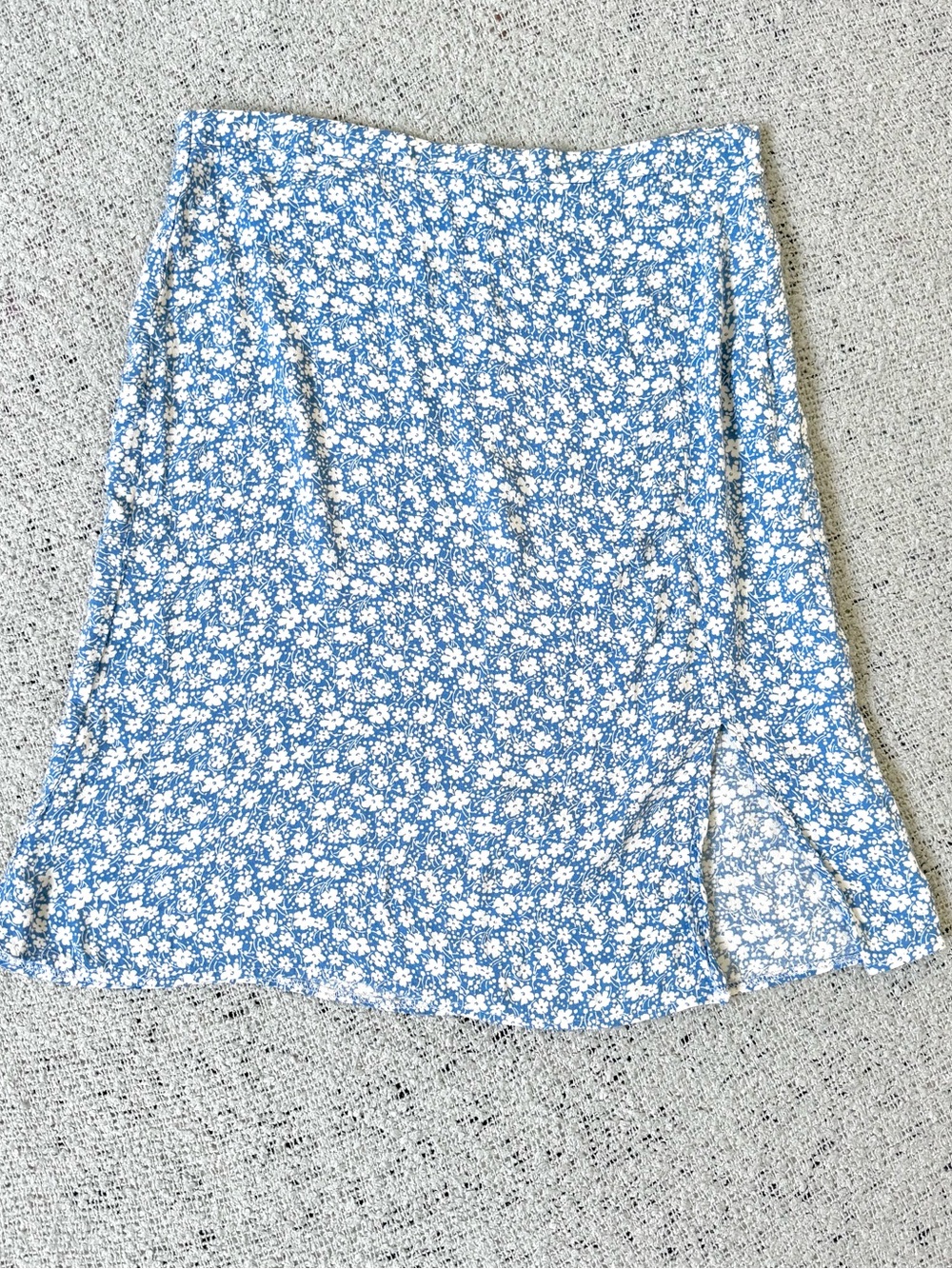 Reformation Blue Daisy Wrap Mini Skirt Size XL approx